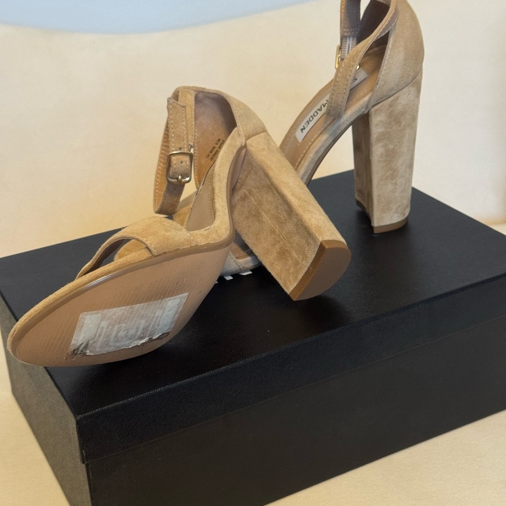 Steve Madden leather suede Beige Block Heel Sandals - Picture 3 of 5